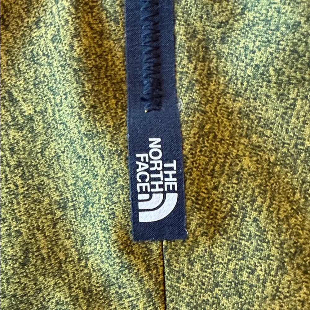 The North Face Men's Olive XXL Long Sleeve‎ Tee